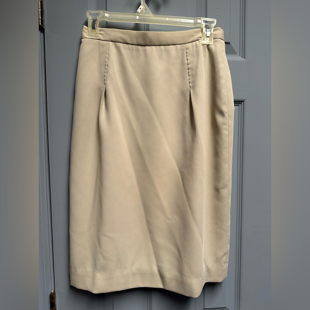 Rena Rowan Classic Beige Pencil Skirt